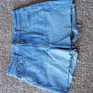 🧚‍♀️Old Navy High Rise OG Straight Cut Off Denim Shorts Medium Wash EUC